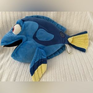 Disney Nemo plushy!